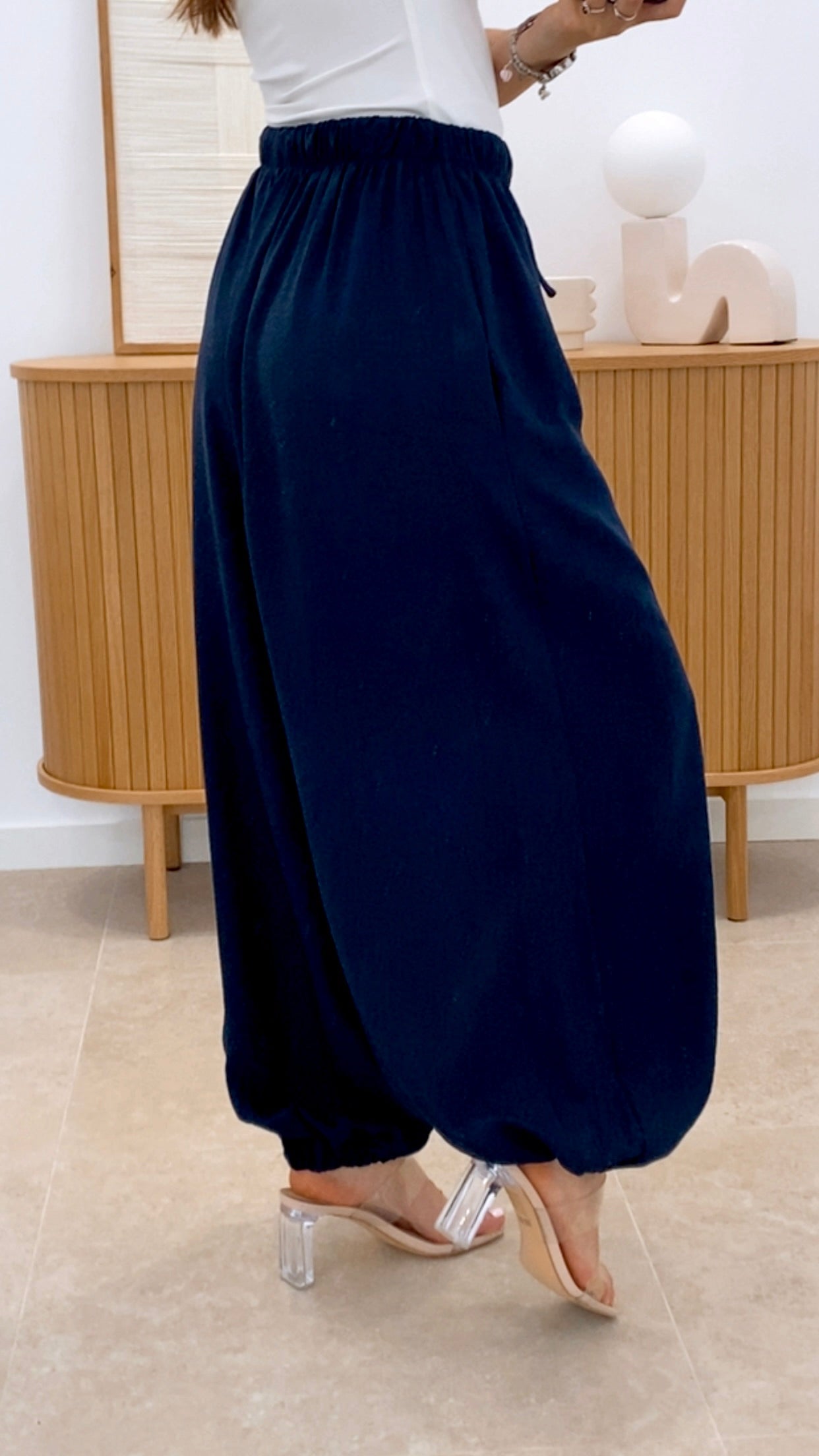 PANTALÓN LISO BOMBACHO