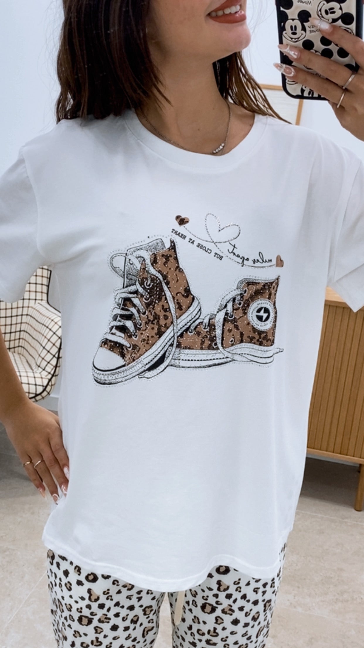 CAMISETA ZAPATILLAS