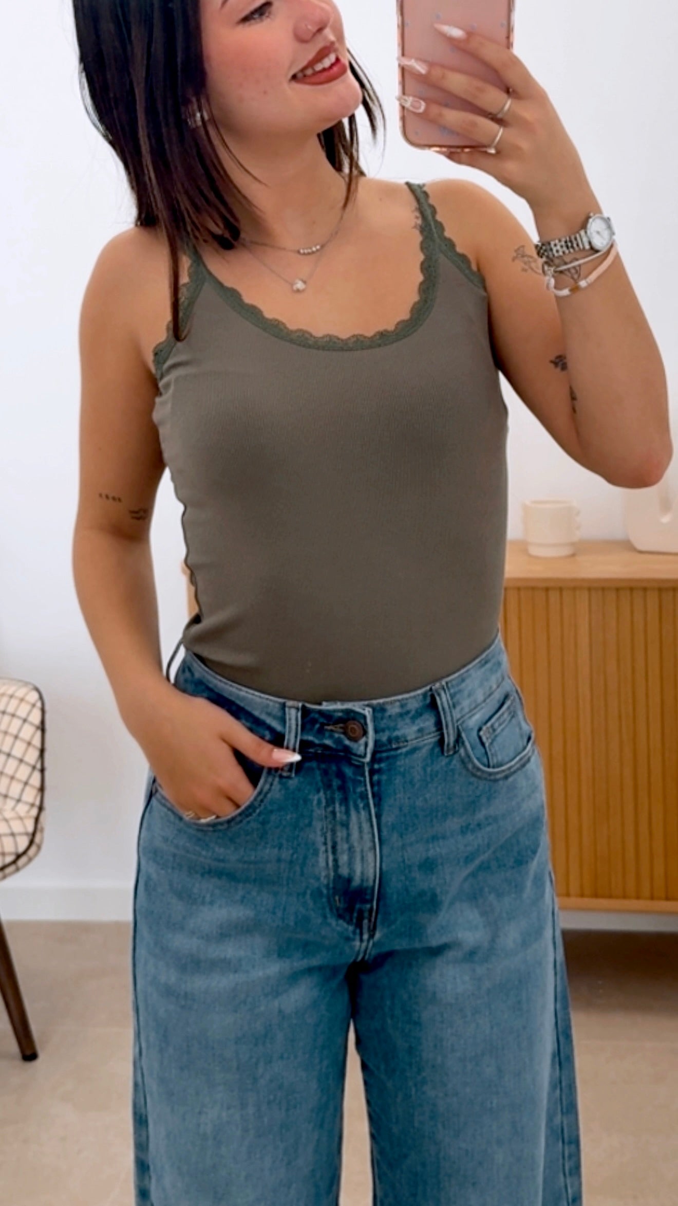 CAMISETA BÁSICA CANALÉ + ENCAJE