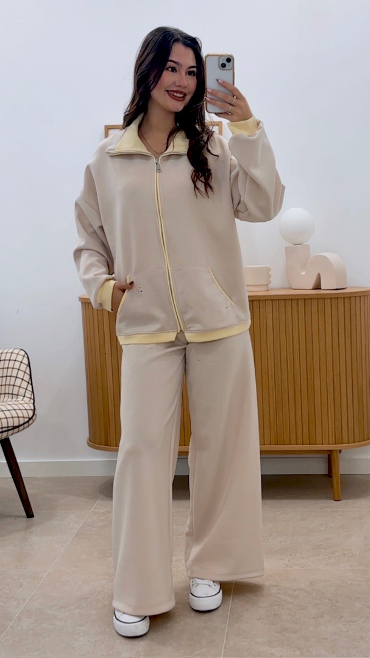 CHANDAL MENCHU