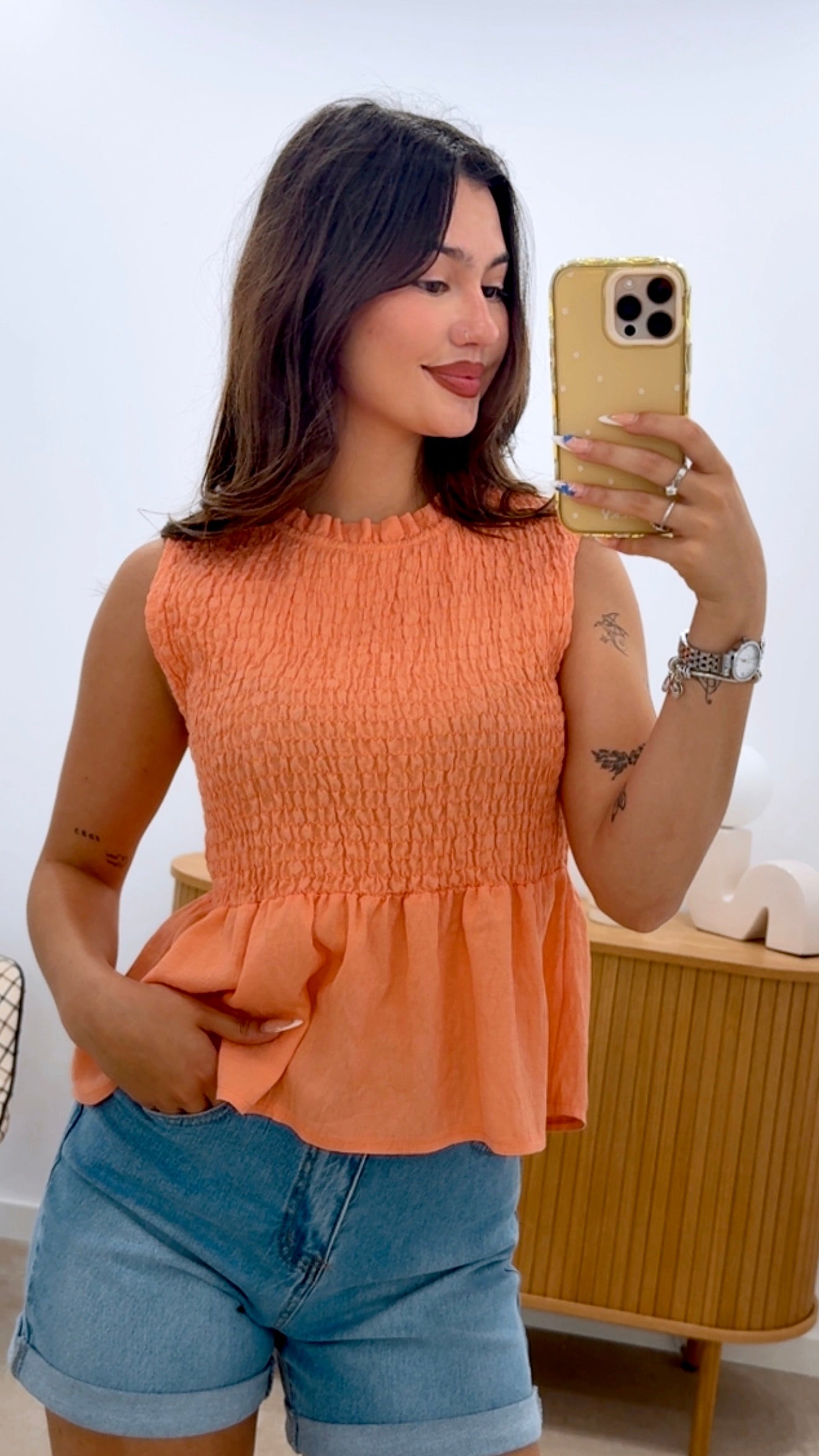CAMISETA NIDO SIN MANGAS