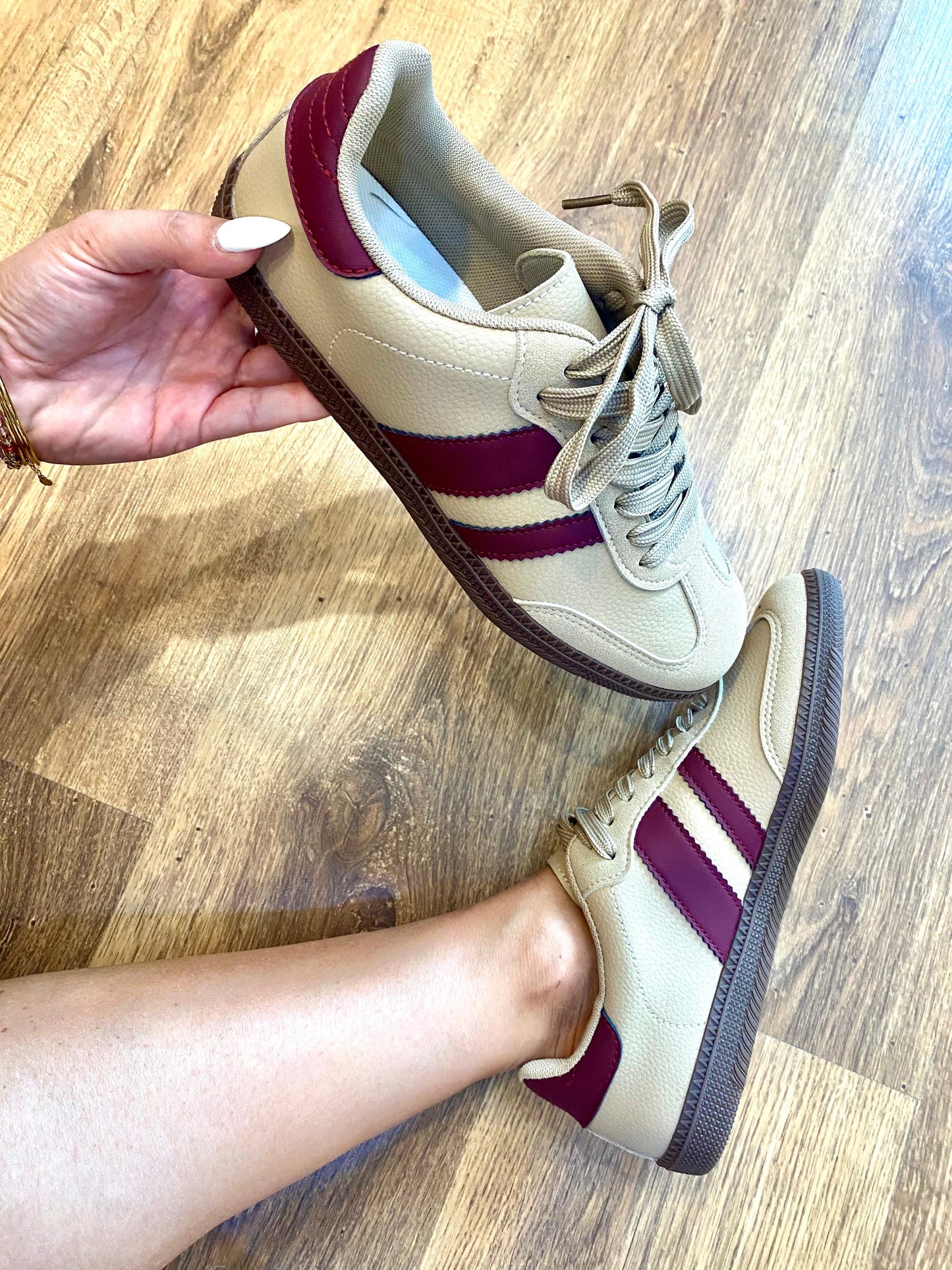 ZAPATILLA RAYA WINE